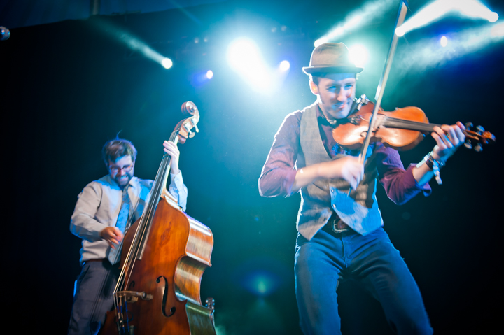 Gordie MacKeeman and His Rythm Boys @ dranouter 2015, picture 30, photographed by Devid Camerlynck - FrontView Magazine