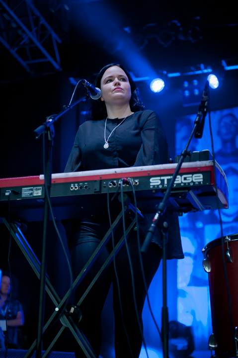 The Magic Numbers @ dranouter 2015, picture 2, photographed by Devid Camerlynck - FrontView Magazine