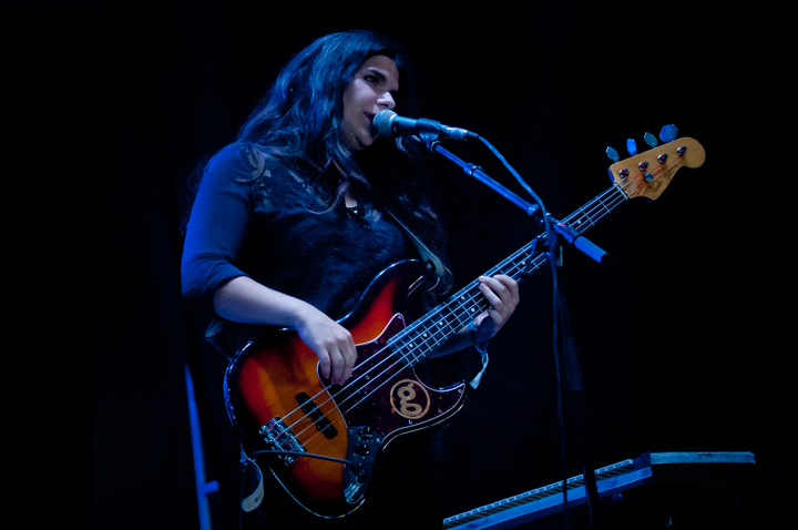 The Magic Numbers @ dranouter 2015, picture 9, photographed by Devid Camerlynck - FrontView Magazine