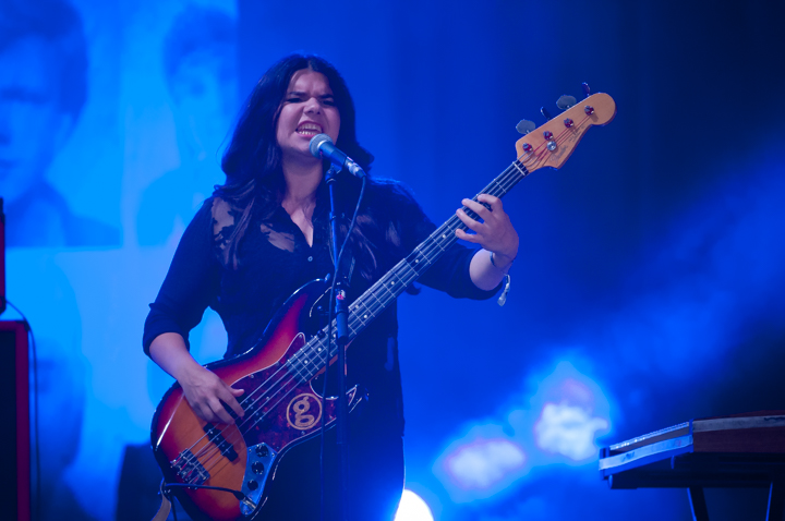 The Magic Numbers @ dranouter 2015, picture 22, photographed by Devid Camerlynck - FrontView Magazine