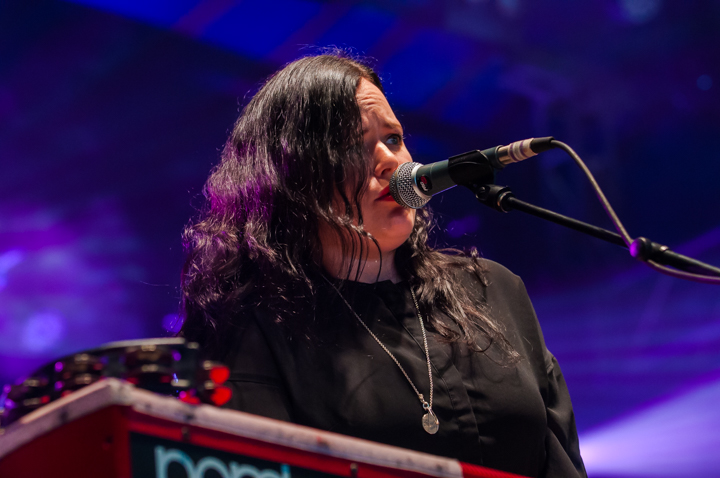 The Magic Numbers @ dranouter 2015, picture 41, photographed by Devid Camerlynck - FrontView Magazine