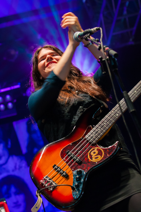 The Magic Numbers @ dranouter 2015, picture 46, photographed by Devid Camerlynck - FrontView Magazine