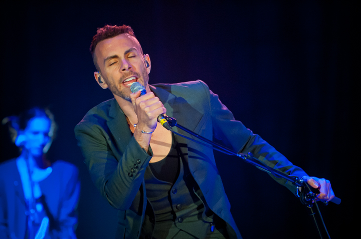 Asaf Avidan @ dranouter2015, foto 20, foto's door Devid Camerlynck - FrontView Magazine