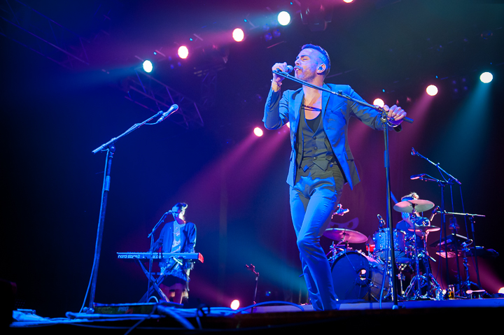 Asaf Avidan @ dranouter2015, foto 22, foto's door Devid Camerlynck - FrontView Magazine