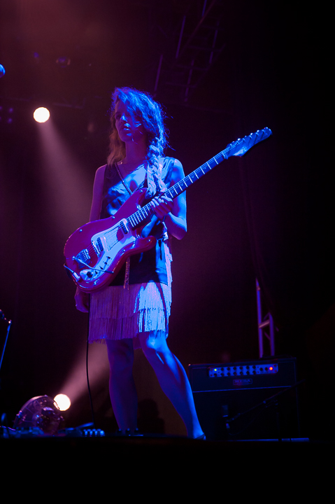 Asaf Avidan @ dranouter2015, foto 27, foto's door Devid Camerlynck - FrontView Magazine