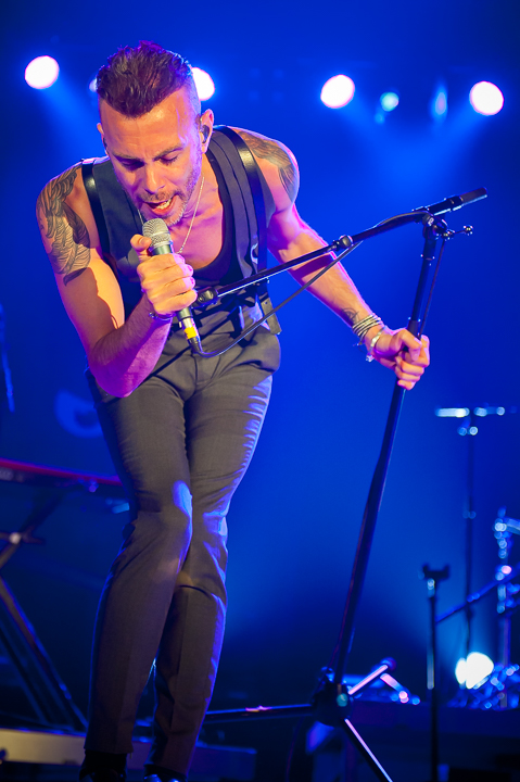Asaf Avidan @ dranouter2015, foto 38, foto's door Devid Camerlynck - FrontView Magazine
