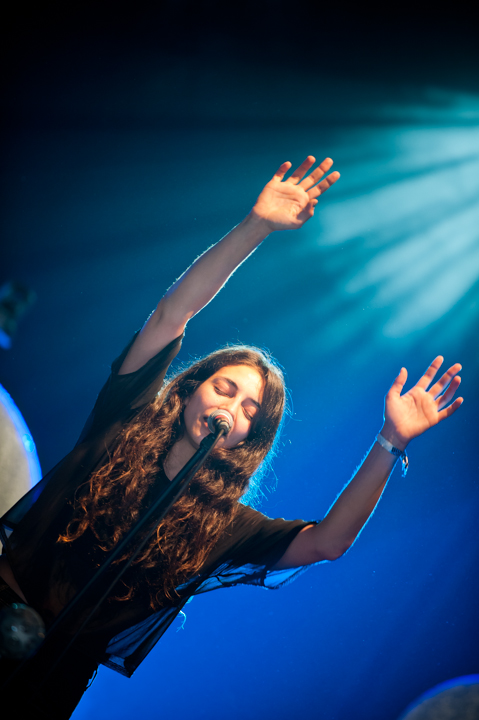 Intergalactic Lovers @ dranouter 2015, picture 39, photographed by Devid Camerlynck - FrontView Magazine