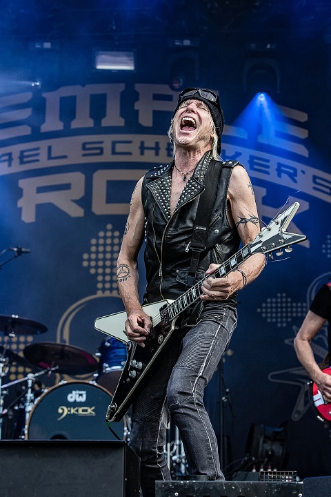 Michael Schenker's Temple of Rock @ Alcatraz Metal Fest 2015, picture 15, photographed by Edwin Houdevelt - FrontView Magazine