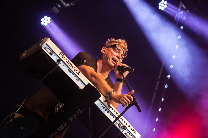 Parkpop - 2 Fabiola @ Parkpop Mechelen, picture 10, photographed by Alex Wyckmans - FrontView Magazine