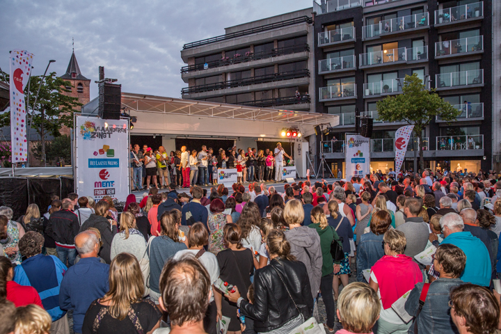 Sfeerbeelden @ Vlaanderen Zingt 2015 in Blankenberge, picture 16, photographed by Guy Danneels - FrontView Magazine