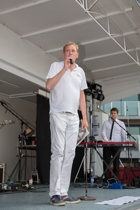 Wim Leys & @ Fundum @ Vlaanderen Zingt 2015 in Blankenberge, picture 2, photographed by Guy Danneels - FrontView Magazine