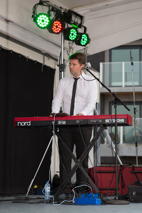 Wim Leys & @ Fundum @ Vlaanderen Zingt 2015 in Blankenberge, picture 3, photographed by Guy Danneels - FrontView Magazine
