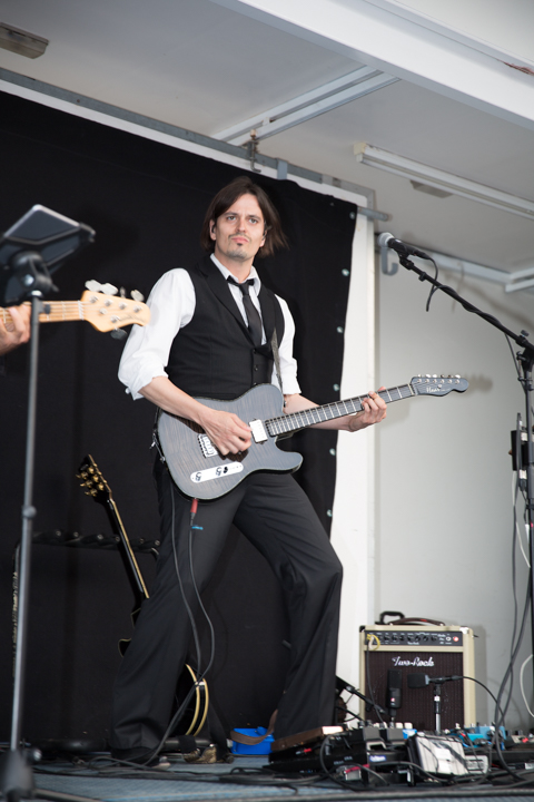 Wim Leys & @ Fundum @ Vlaanderen Zingt 2015 in Blankenberge, picture 8, photographed by Guy Danneels - FrontView Magazine