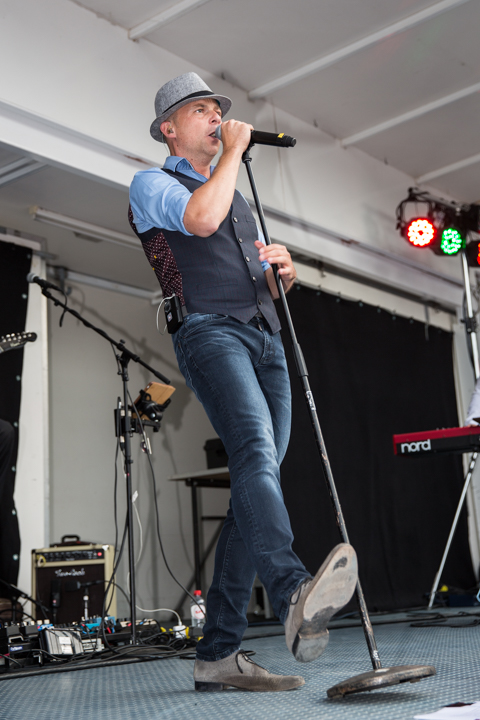 Wim Leys & @ Fundum @ Vlaanderen Zingt 2015 in Blankenberge, picture 10, photographed by Guy Danneels - FrontView Magazine