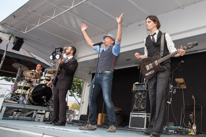 Wim Leys & @ Fundum @ Vlaanderen Zingt 2015 in Blankenberge, picture 65, photographed by Guy Danneels - FrontView Magazine
