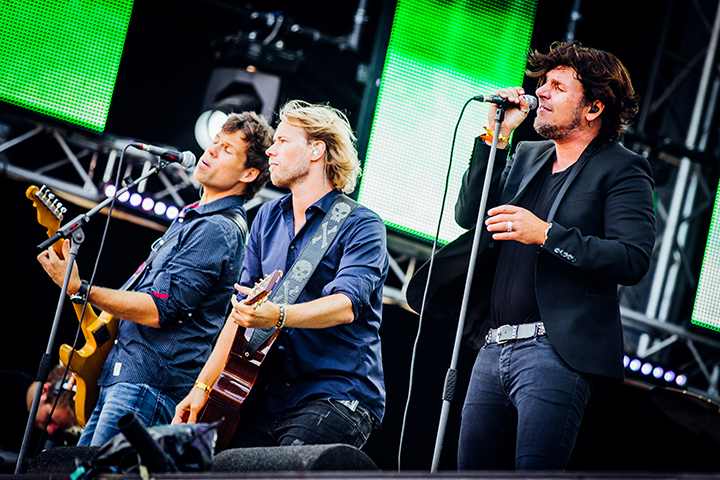 3JS @ Dutch Valley Festival 2015, foto 6, foto's door Elke Briers - FrontView Magazine
