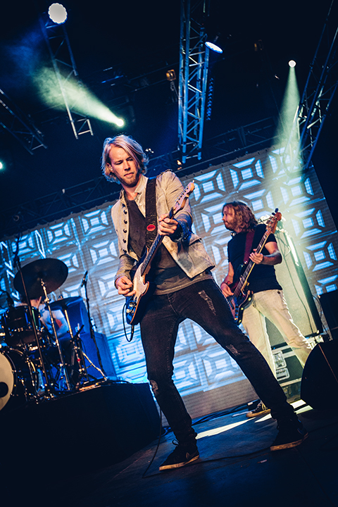 3JS @ Dutch Valley Festival 2015, foto 9, foto's door Elke Briers - FrontView Magazine