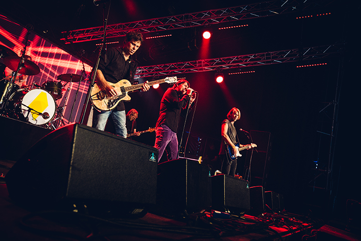 3JS @ Dutch Valley Festival 2015, foto 10, foto's door Elke Briers - FrontView Magazine