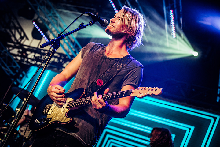 3JS @ Dutch Valley Festival 2015, foto 15, foto's door Elke Briers - FrontView Magazine
