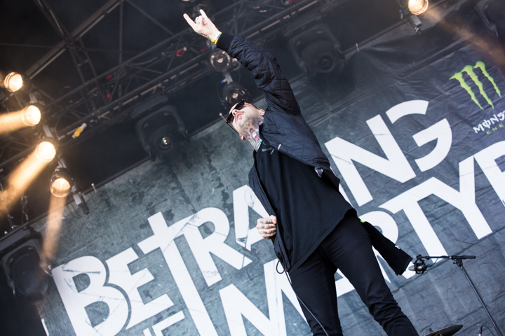 Betraying the Martyrs @ Into The Grave 2015, picture 1, photographed by Dorien Goetschalckx - FrontView Magazine