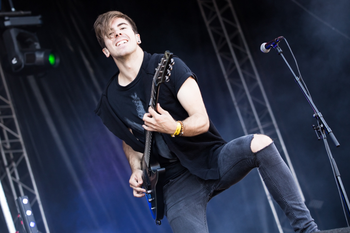 Betraying the Martyrs @ Into The Grave 2015, picture 8, photographed by Dorien Goetschalckx - FrontView Magazine