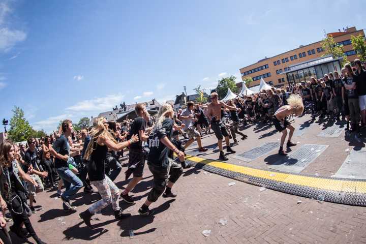 Betraying the Martyrs @ Into The Grave 2015, picture 31, photographed by Dorien Goetschalckx - FrontView Magazine