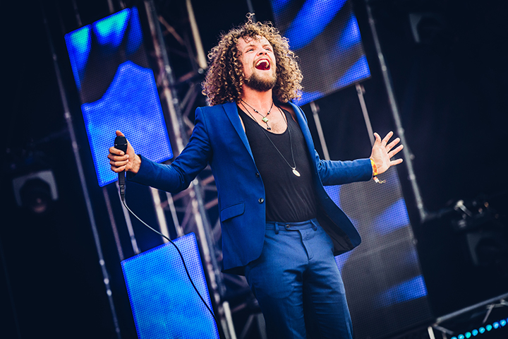 DI-RECT @ Dutch Valley Festival 2015, picture 10, photographed by Elke Briers - FrontView Magazine