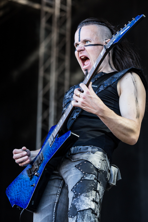 Ensiferum @ Into The Grave 2015, foto 18, foto's door Dorien Goetschalckx - FrontView Magazine