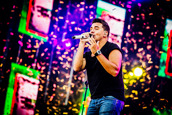 Jan Smit @ Dutch Valley Festival 2015, picture 9, photographed by Elke Briers - FrontView Magazine