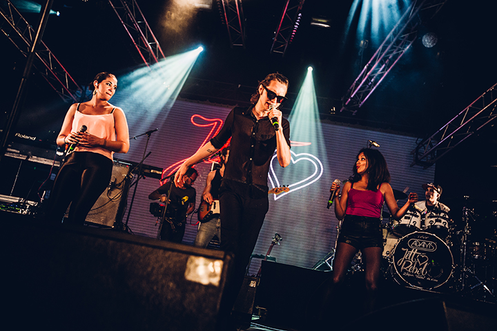 Jett Rebel @ Dutch Valley Festival 2015, picture 1, photographed by Elke Briers - FrontView Magazine