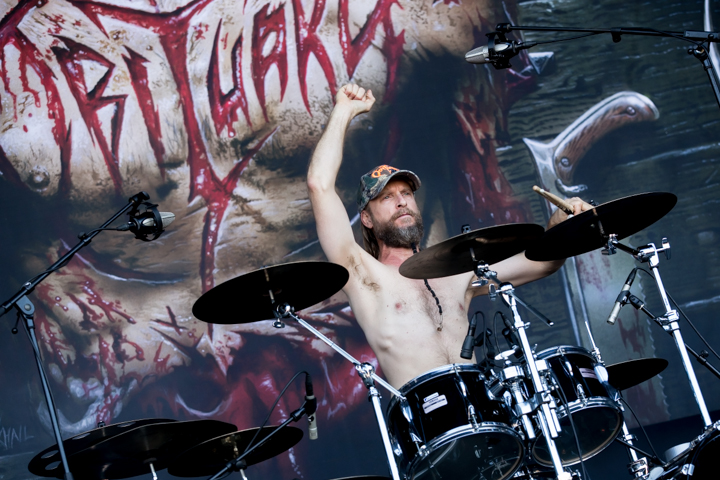 Obituary @ Into The Grave 2015, foto 3, foto's door Dorien Goetschalckx - FrontView Magazine