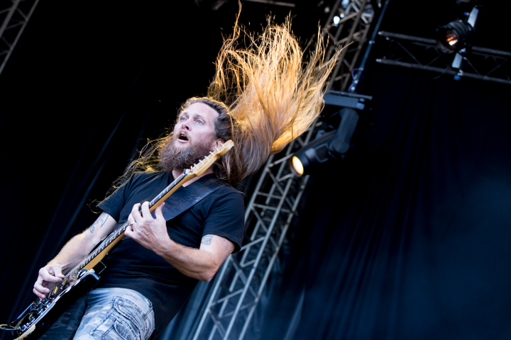 Obituary @ Into The Grave 2015, foto 5, foto's door Dorien Goetschalckx - FrontView Magazine