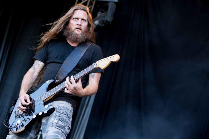 Obituary @ Into The Grave 2015, foto 9, foto's door Dorien Goetschalckx - FrontView Magazine