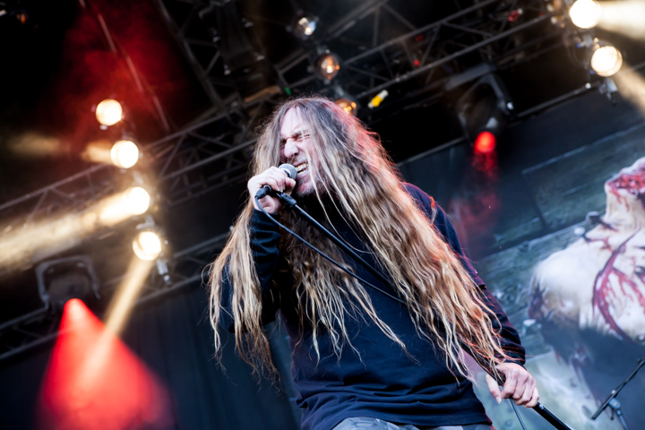 Obituary @ Into The Grave 2015, foto 16, foto's door Dorien Goetschalckx - FrontView Magazine
