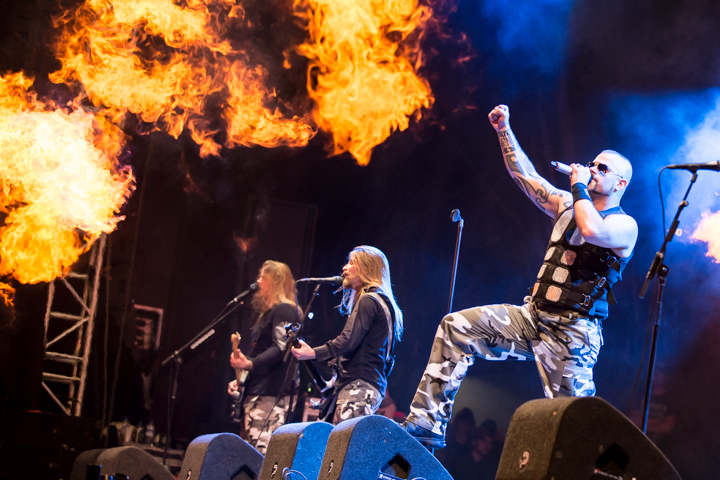 Sabaton @ Into The Grave 2015, picture 8, photographed by Dorien Goetschalckx - FrontView Magazine