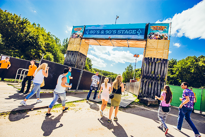Sfeer en meer @ Dutch Valley Festival 2015, picture 4, photographed by Elke Briers - FrontView Magazine