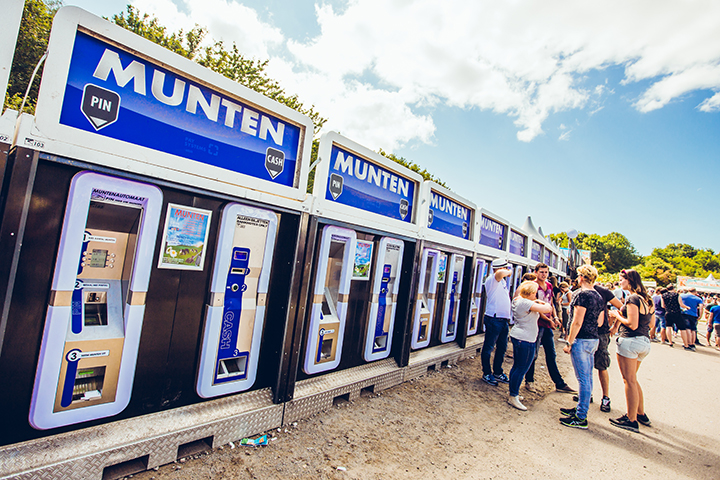 Sfeer en meer @ Dutch Valley Festival 2015, picture 6, photographed by Elke Briers - FrontView Magazine