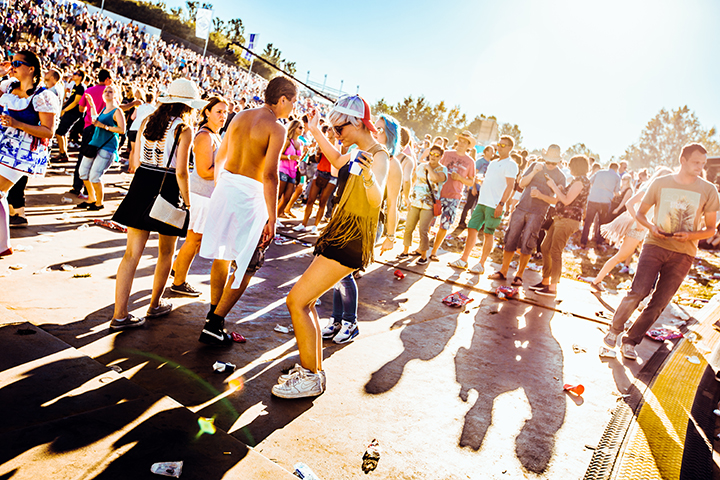 Sfeer en meer @ Dutch Valley Festival 2015, picture 21, photographed by Elke Briers - FrontView Magazine