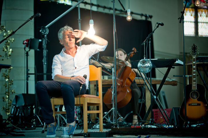 Spinvis Solo @ dranouter 2015, picture 23, photographed by Devid Camerlynck - FrontView Magazine