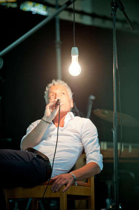 Spinvis Solo @ dranouter 2015, picture 30, photographed by Devid Camerlynck - FrontView Magazine