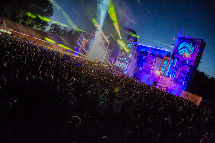 The Qontinent 2015 - Deel I @ Puyenbroeck Wachtebeke, picture 83, photographed by Tom Van Tongerloo - FrontView Magazine