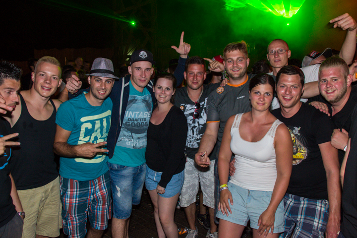 The Qontinent 2015 - Deel II @ Puyenbroeck Wachtebeke, picture 3, photographed by Tom Van Tongerloo - FrontView Magazine