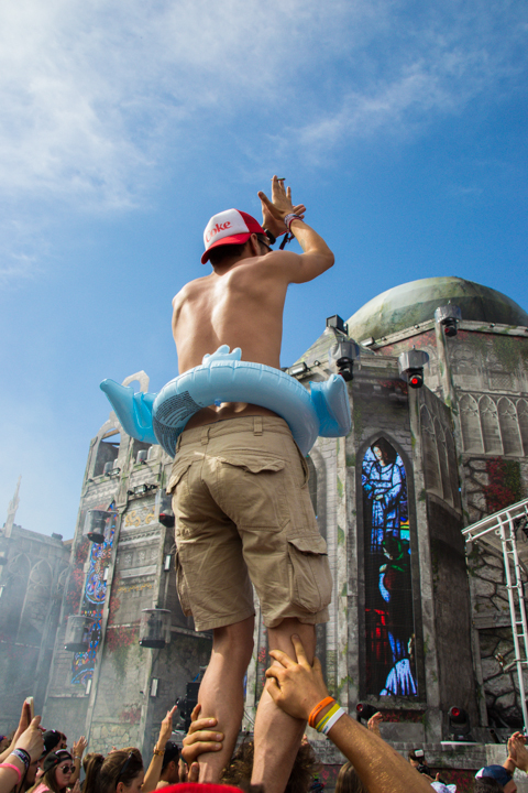 The Qontinent 2015 - Deel II @ Puyenbroeck Wachtebeke, picture 20, photographed by Tom Van Tongerloo - FrontView Magazine