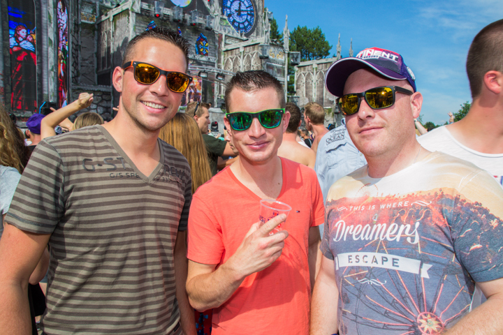 The Qontinent 2015 - Deel II @ Puyenbroeck Wachtebeke, picture 24, photographed by Tom Van Tongerloo - FrontView Magazine