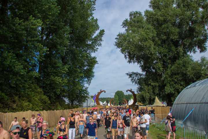 The Qontinent 2015 - Deel II @ Puyenbroeck Wachtebeke, picture 44, photographed by Tom Van Tongerloo - FrontView Magazine