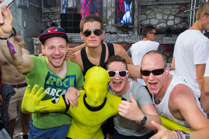 The Qontinent 2015 - Deel II @ Puyenbroeck Wachtebeke, picture 47, photographed by Tom Van Tongerloo - FrontView Magazine
