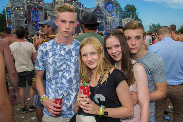 The Qontinent 2015 - Deel II @ Puyenbroeck Wachtebeke, picture 54, photographed by Tom Van Tongerloo - FrontView Magazine