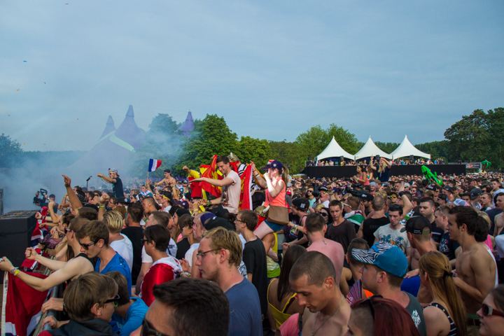 The Qontinent 2015 - Deel II @ Puyenbroeck Wachtebeke, picture 76, photographed by Tom Van Tongerloo - FrontView Magazine