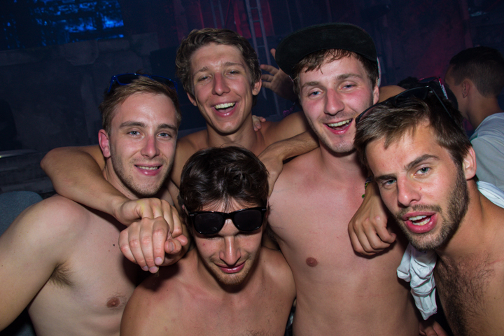 The Qontinent 2015 - Deel II @ Puyenbroeck Wachtebeke, picture 89, photographed by Tom Van Tongerloo - FrontView Magazine