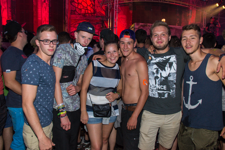 The Qontinent 2015 - Deel II @ Puyenbroeck Wachtebeke, picture 102, photographed by Tom Van Tongerloo - FrontView Magazine